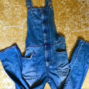 Madewell overalls!